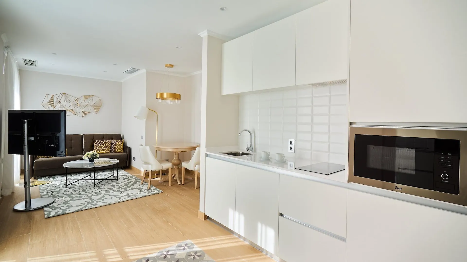 Tandem Soho Suites Malaga 0*,