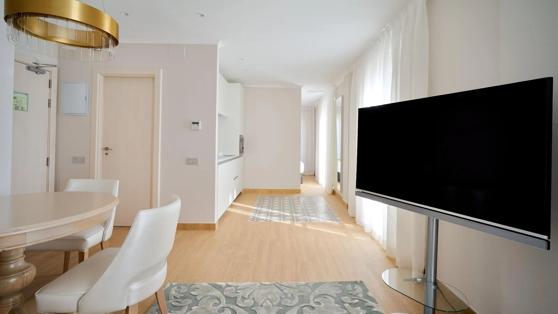 Tandem Soho Suites Malaga Apartment
